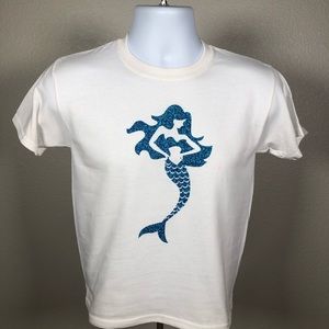 Youth T-shirt size small